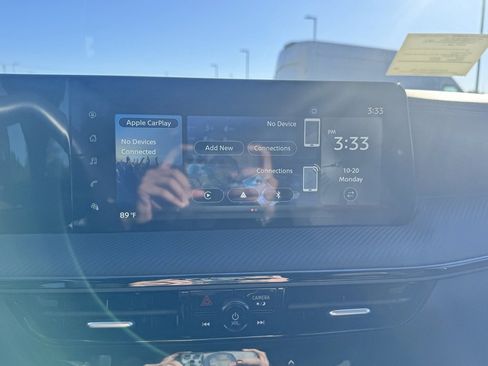 Certified 2025 Nissan Kicks SR image 7