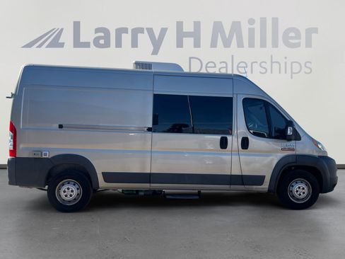 Used 2014 RAM ProMaster 2500 w/ Interior Convenience Group image 6