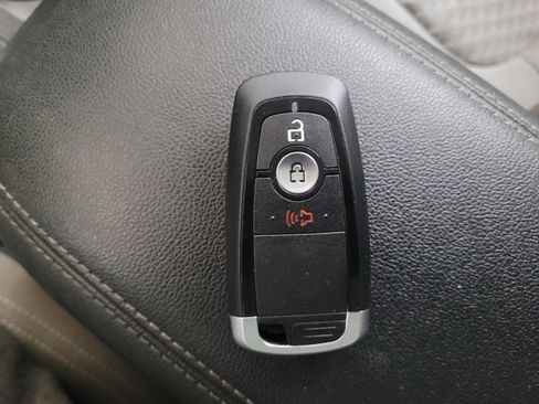Used 2021 Ford Escape SE w/ Convenience Package FWD image 32