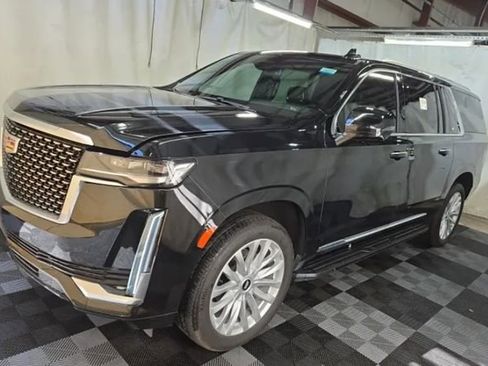 Used 2023 Cadillac Escalade ESV Luxury image 1