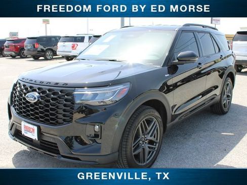 New 2026 Ford Explorer ST-Line w/ ST-Line Street Pack AWD/4WD image 1