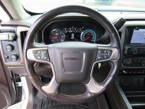 Used 2017 GMC Sierra 1500 Denali image 18