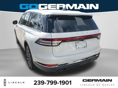 New 2025 Lincoln Aviator 2WD w/ Equipment Group 101A image 10