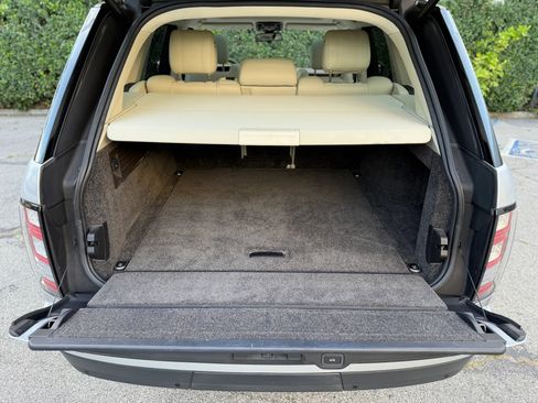 Used 2016 Land Rover Range Rover HSE image 34