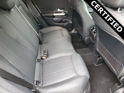 Certified 2025 Mercedes-Benz GLA 250 image 32