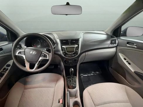 Used 2012 Hyundai Accent GLS w/ Premium Pkg 3 FWD image 9