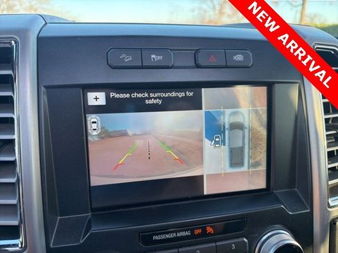 Used 2016 Ford F150 Platinum w/ Equipment Group 701A Luxury image 18