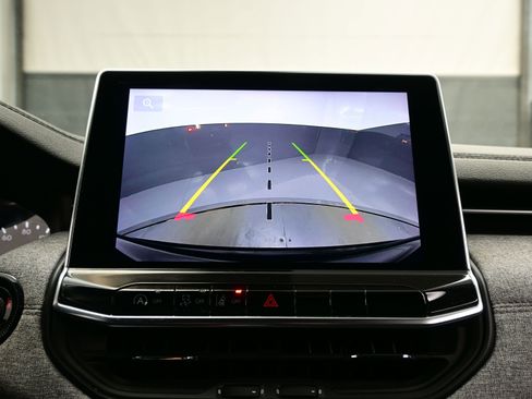 Used 2022 Jeep Compass Latitude image 18