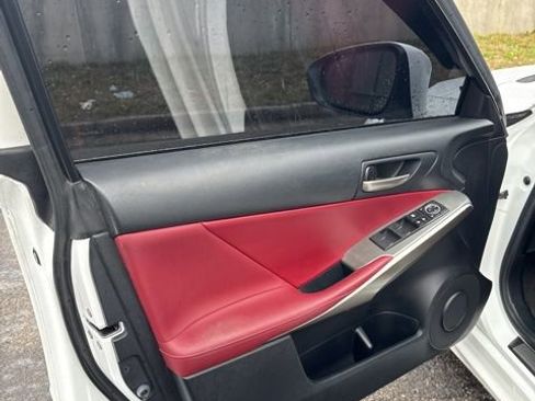 Used 2018 Lexus IS 300 F Sport w/ F Sport Package image 10