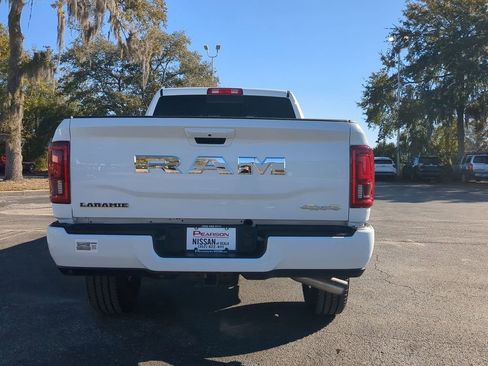 Used 2026 RAM 2500 Laramie AWD/4WD image 5