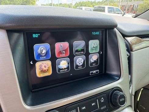 Used 2017 GMC Yukon XL Denali w/ Open Road Package AWD/4WD image 30