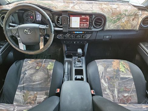 Used 2020 Toyota Tacoma TRD Pro AWD/4WD image 22