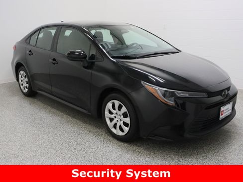 Certified 2024 Toyota Corolla LE image 4