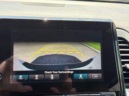 Used 2024 Honda Odyssey Elite image 19
