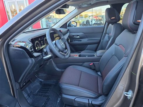New 2026 Nissan Kicks SR w/ SR Premium Package image 14