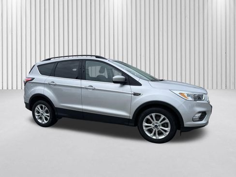 Used 2018 Ford Escape SE AWD/4WD image 5