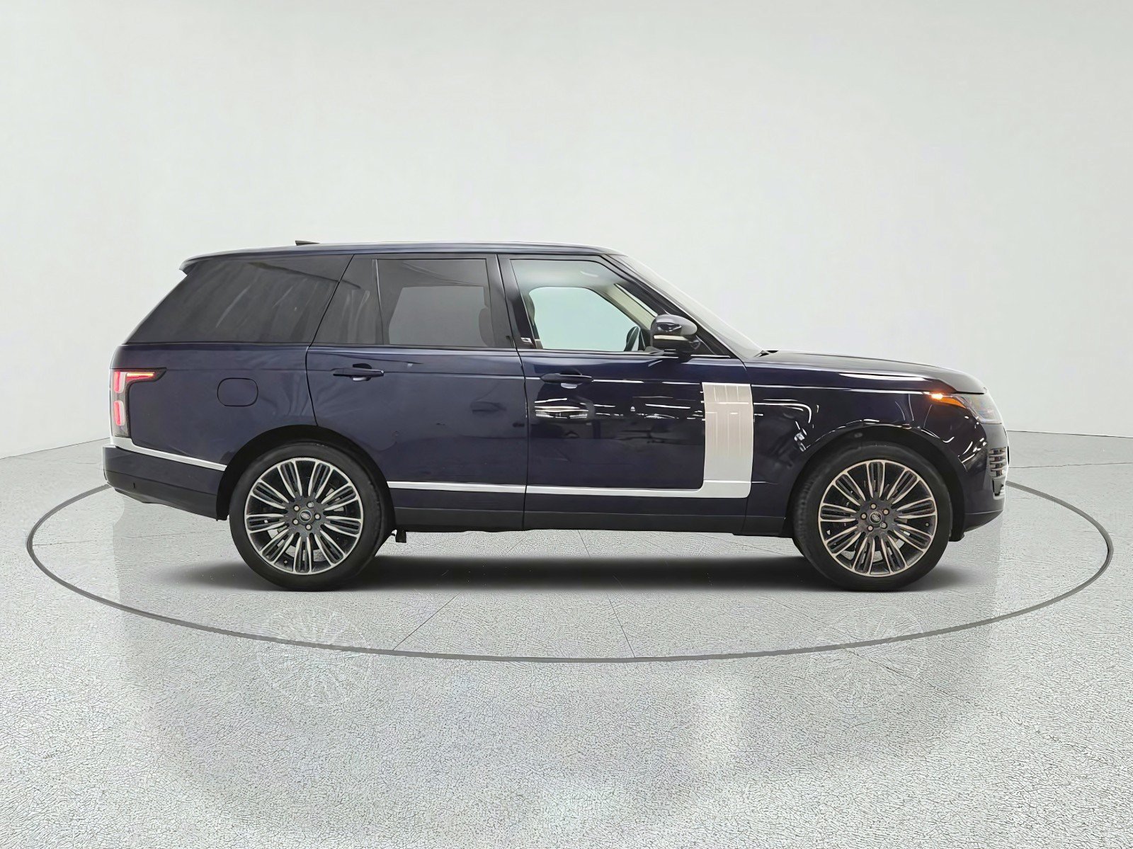 Used 2022 Land Rover Range Rover Westminster Edition AWD/4WD image 4
