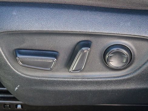 Used 2023 Toyota RAV4 XLE image 22