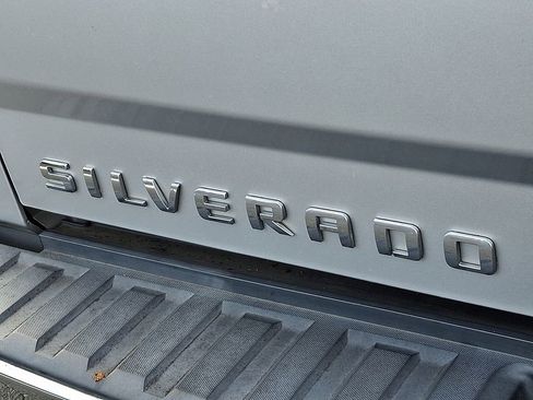 Used 2018 Chevrolet Silverado 1500 LT w/ All Star Edition image 30