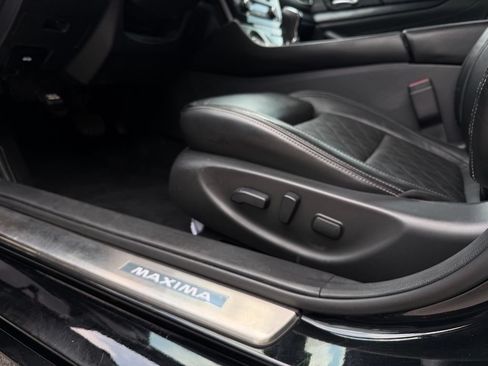 Used 2021 Nissan Maxima Platinum w/ Sport Mat Group FWD image 12