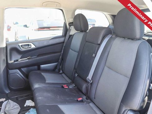 Used 2017 Nissan Pathfinder SV FWD image 15