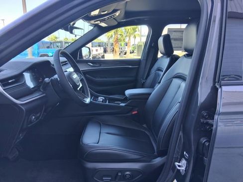 New 2026 Jeep Grand Cherokee Limited w/ Limited Altitude Package RWD image 20