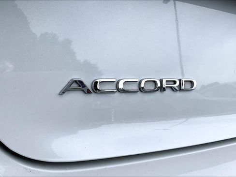 Used 2024 Honda Accord Sport image 30