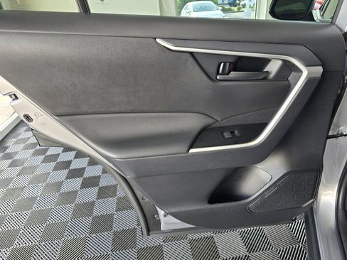 Used 2025 Toyota RAV4 LE image 38