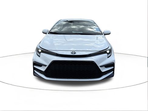 Used 2024 Toyota Corolla SE image 8