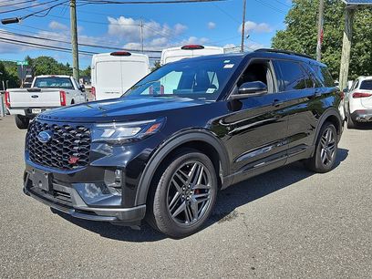 Used 2025 Ford Explorer ST