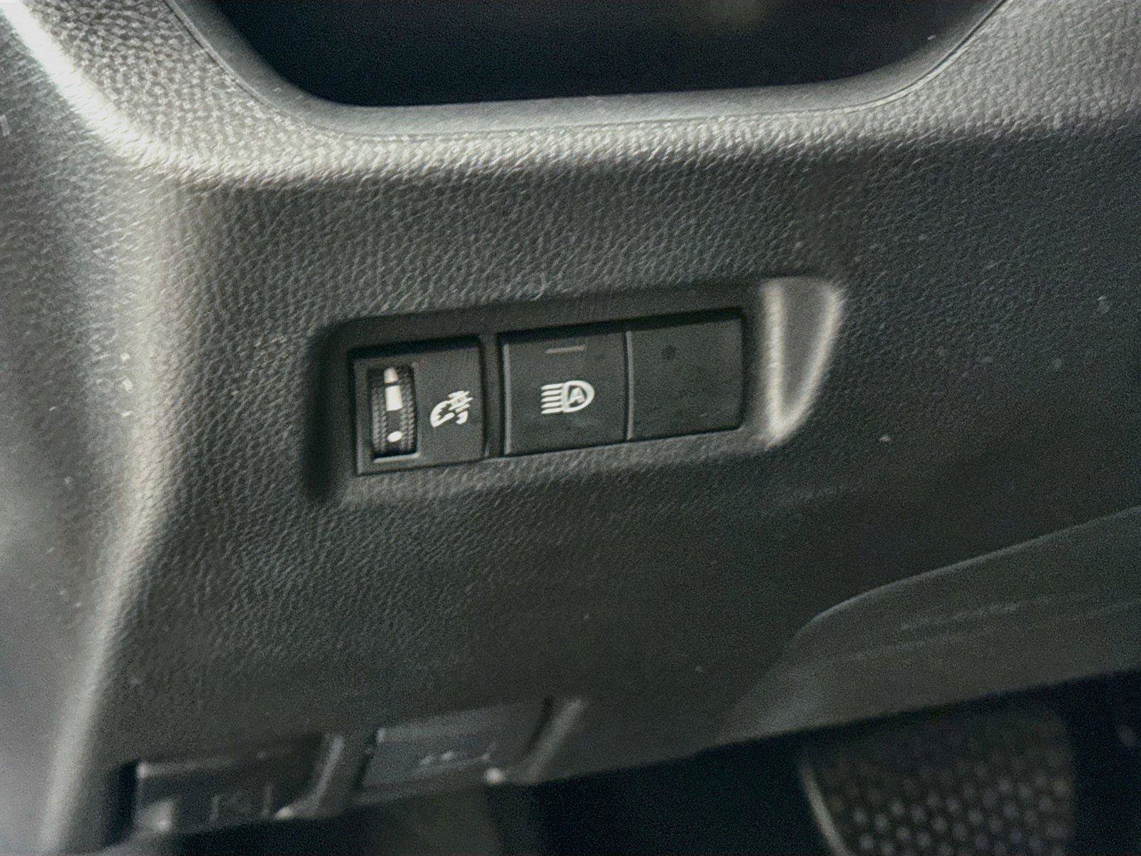 Certified 2025 Toyota RAV4 XLE FWD image 15