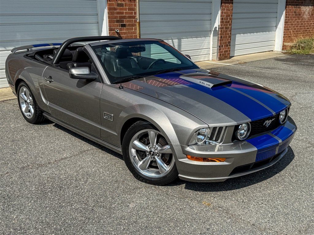 Used 2008 Ford Mustang GT RWD image 31