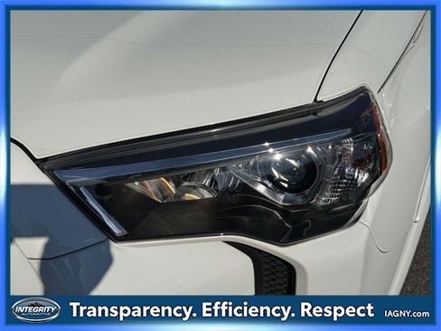 Used 2023 Toyota 4Runner SR5 Premium image 9