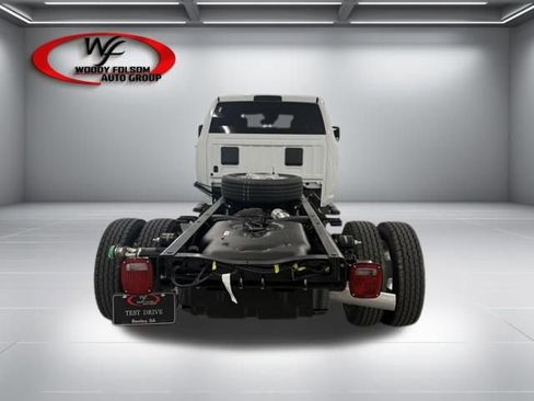 New 2026 RAM 5500 Tradesman w/ Chrome Appearance Group AWD/4WD image 7