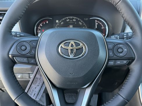 New 2025 Toyota RAV4 XLE image 21