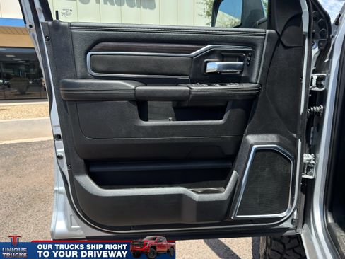 Used 2026 RAM 2500 Laramie AWD/4WD image 16