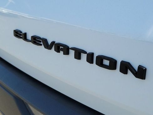 Used 2026 GMC Acadia Elevation w/ Black Edition FWD image 8