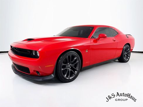 Used 2021 Dodge Challenger R/T Scat Pack w/ Plus Package image 3