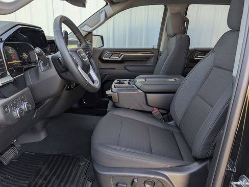 New 2026 GMC Sierra 1500 Elevation image 24