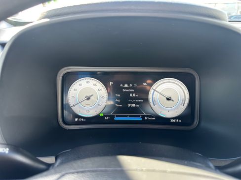 Used 2023 Hyundai Kona SE w/ Cargo Package image 20