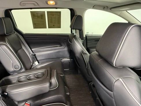 Used 2025 Honda Odyssey Touring image 42