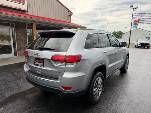 Used 2021 Jeep Grand Cherokee Limited AWD/4WD image 4