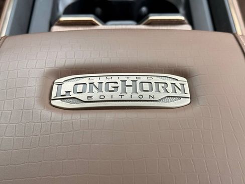Used 2024 RAM 2500 Limited AWD/4WD image 38