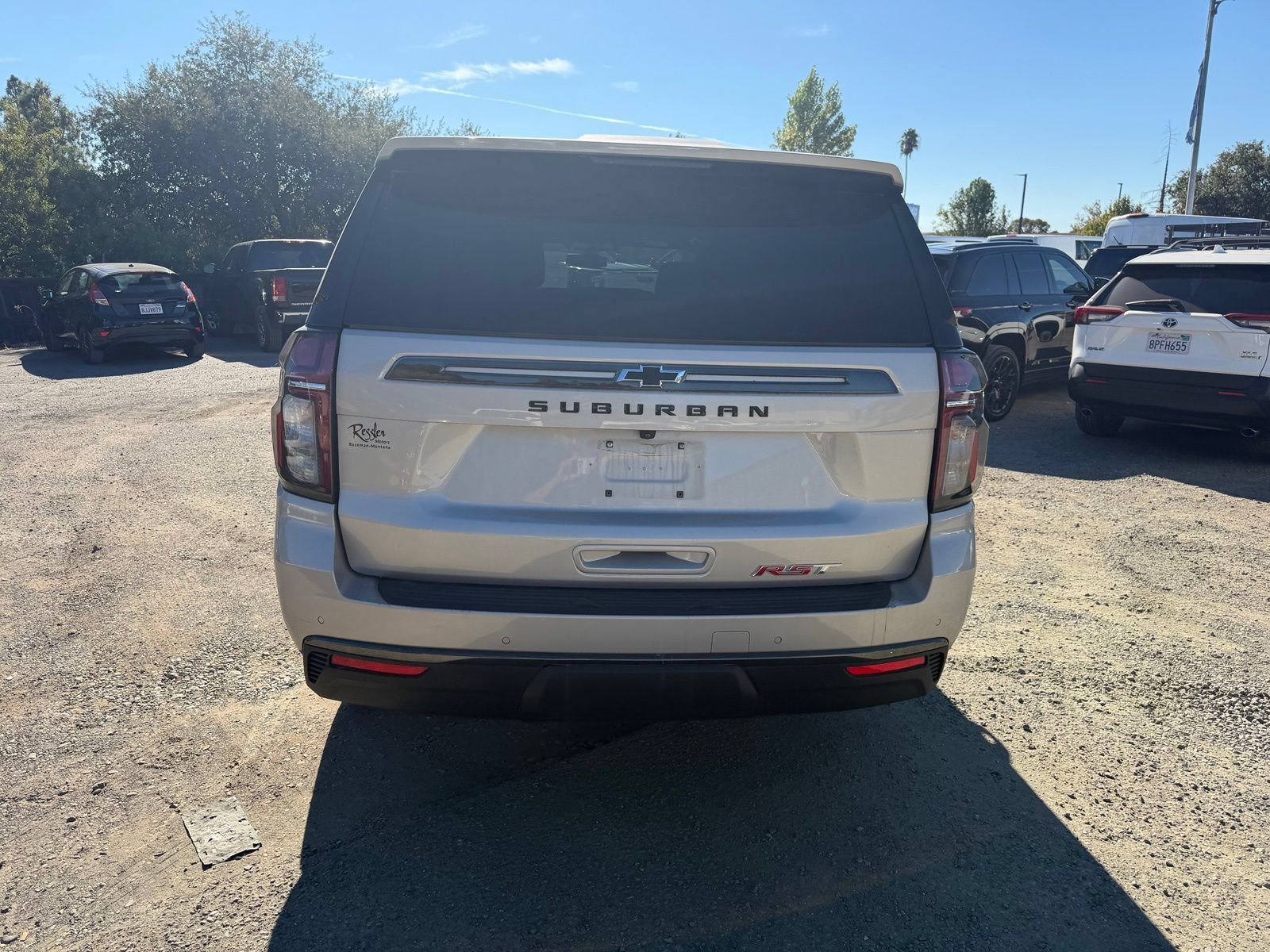 Used 2022 Chevrolet Suburban RST w/ Luxury Package AWD/4WD image 4