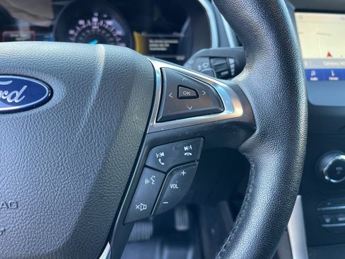 Used 2020 Ford Edge SEL w/ Convenience Package image 18