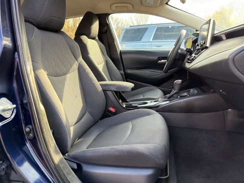 Used 2021 Toyota Corolla LE image 14