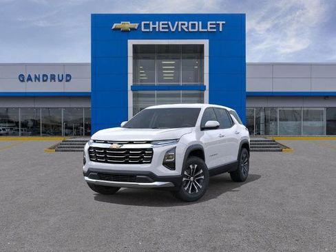 New 2026 Chevrolet Equinox LT w/ LPO, Floor Liner Package image 8