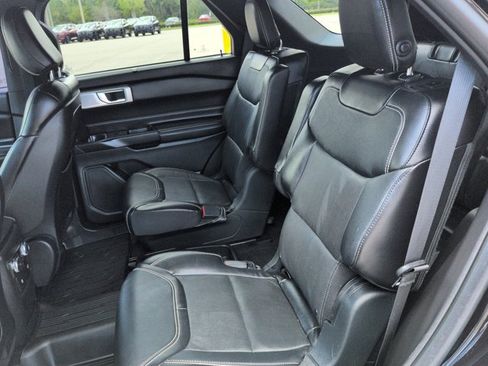 Used 2020 Ford Explorer ST w/ ST Street Pack AWD/4WD image 15