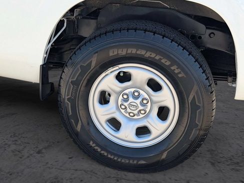 Certified 2025 Nissan Frontier S RWD image 11