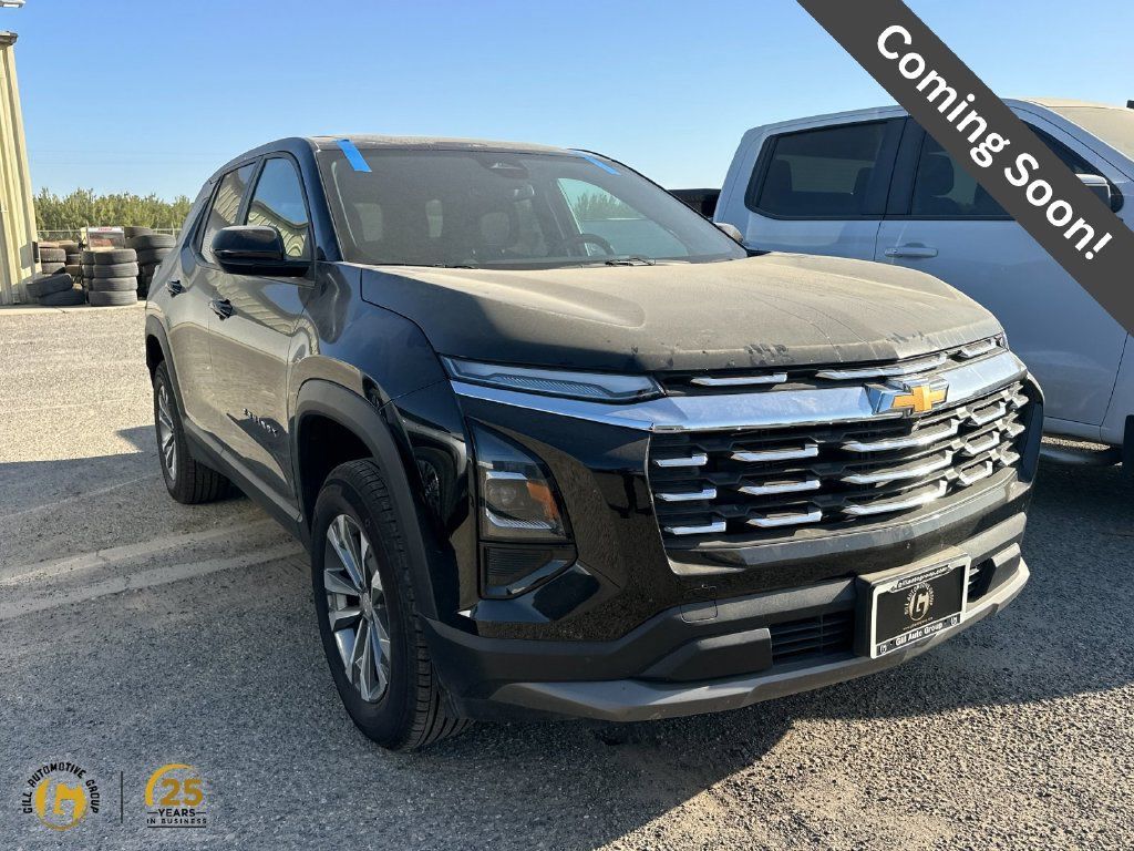 Used 2026 Chevrolet Equinox LT AWD/4WD image 1